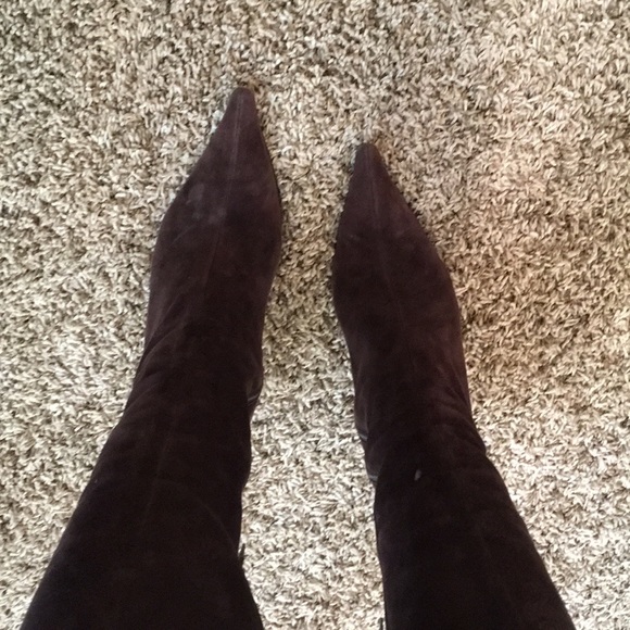 PRADA BROWN SUEDE BOOTS - Picture 3 of 3